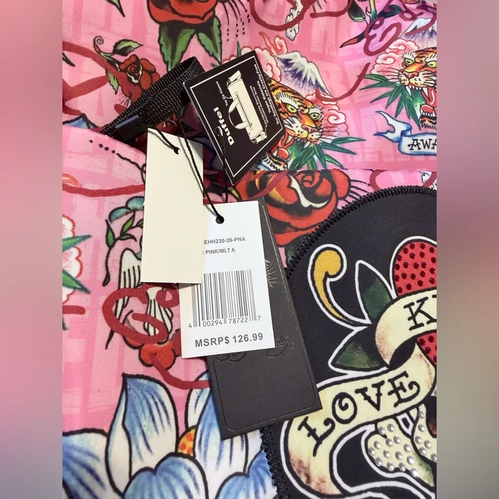 💚🌼NWT Ed Hardy "Love Kills Slowly" pink tattoo flash duffle bag. Weekender bag - Picture 14 of 14